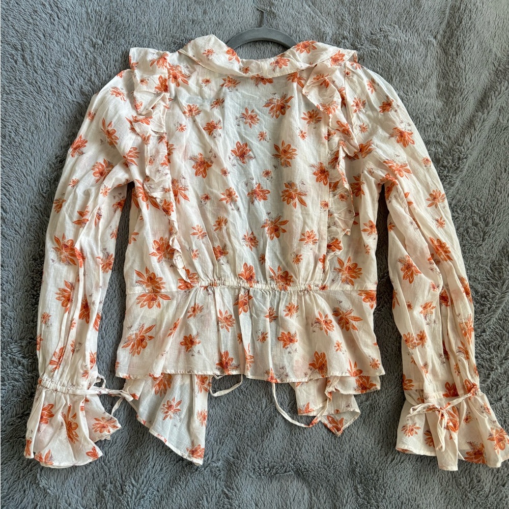 Brand - Free People Amanda Ruffle Top
Size - Large - Picture 4 of 7